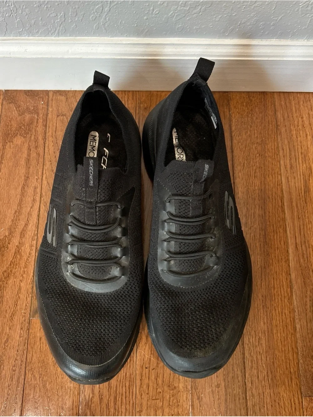 Skechers Stretch Fit Running Walking Shoes Slip On Sneakers Men’s Size 11 Black